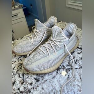 Adidas Yeezy Boost 350 V2